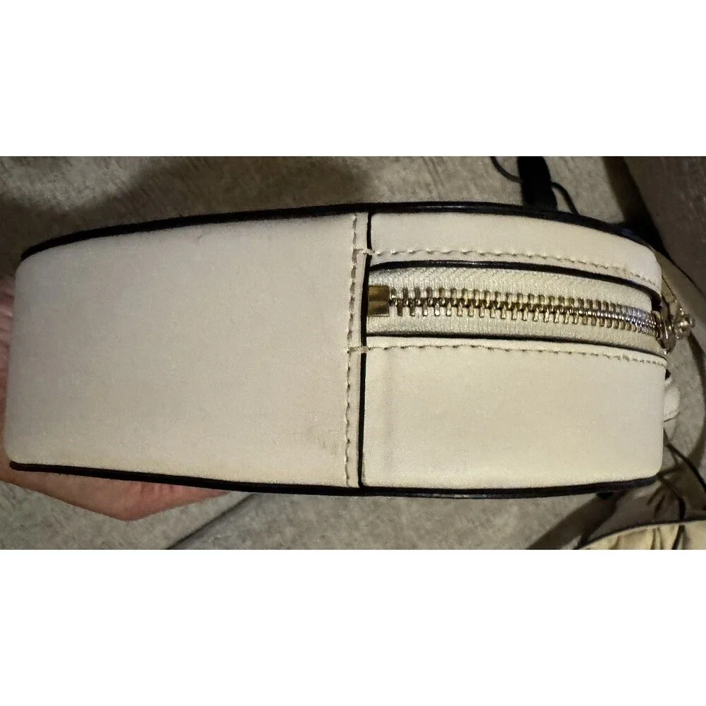 EUC Kate Spade Love Shack Heart Crossbody Purse Brand Kate Spade/New York Strap